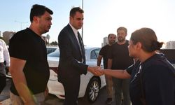 YENİ Parti İzmir İl Başkanı Çağatay Güç'ten Menderes operasyonunda gözaltına alınanların ailelerine ziyaret