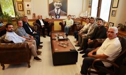 Mahir Polat’tan Foça’da CHP örgütü ve belediyeye ziyaret