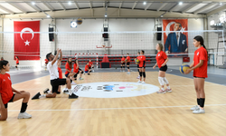 Çiğli’de yaz sporlarına yoğun ilgi: 1.747 kişi kurslara katıldı
