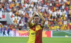 İsmail Köybaşı gözyaşlarıyla veda etti: Kalbimi buraya gömdüm