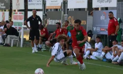 İzmir’in ezeli rakipleri karşılaştı! Karşıyaka Altay’i 2-1 yendi