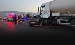 Bayındır’da feci kaza: Tanker ile otomobil çarpıştı, karı-koca hayatını kaybetti
