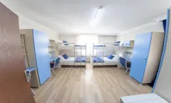 İzmir’de öğrenci olmanın maliyeti artıyor: Yurt fiyatları 65 bin TL’ye dayandı