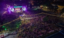 95. İzmir Enternasyonal Fuarı'nda ikinci gün: Levent Yüksel ve Salih Bademci rüzgarı