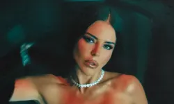 Simge Sağın’a gizemli hayranından 303 gül