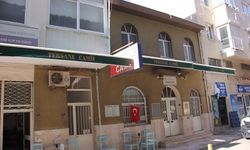 Tersane Cami deprem sonrası belirsizliğini koruyor: Mahalle sakinleri çözüm bekliyor