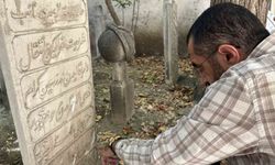 Basmane’de manevi mirasa ilgisizlik tepki çekti: Osman Nuri Efendi’nin kabri bakımsızlığa terk edildi