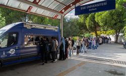 İzmir’de öğrencilere beslenme desteği: On binlerce çocuk ve gence sıcak yemek