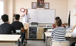 Bayraklı’da mezunlara ücretsiz YKS hazırlık desteği