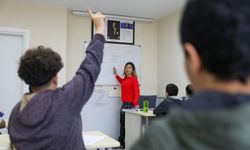 Buca Belediyesi’nden öğrencilere eğitim desteği: Soru Çözüm Atölyeleri başlıyor