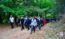Ödemiş Bozdağ’da sağlıklı yaşam buluşması: Efeler Yolu’nda kalp sağlığı için yürüdüler