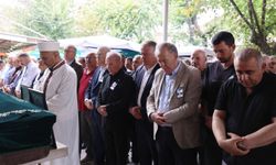 Gazeteci Ahmet Çipli Urla’da son yolculuğuna uğurlandı