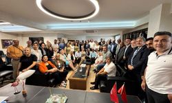 CHP Karşıyaka örgütü il başkanlığında buluştu