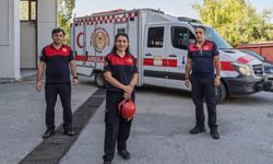 İzmir’de itfaiye paramediklerinden hayat kurtaran müdahale: Evde doğum yaptırdılar