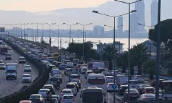 İzmir’de sabah trafiği kilitlendi: İşte yoğunluğun yaşandığı noktalar