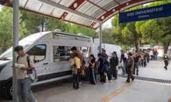 İzmir’de üniversitelilere ücretsiz akşam yemeği desteği! Her gün 3 bin 200 öğrenciye ulaşıyor