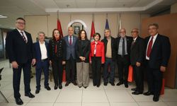 Karşıyaka’da Muhtarlar Günü buluşması: Başkan Ünsal muhtarları ağırladı