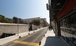 İzmir’in kalbi Kıbrıs Şehitleri Caddesi yenileniyor: Sokaklarda çalışmalar sürüyor