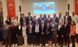 İzmir’de 500 kişilik Gönül Sofrası: Vali Elban’dan birlik ve kardeşlik mesajı