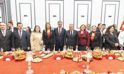 İzmir’de Cumhuriyet’in 103’üncü yılı resepsiyonla kutlandı