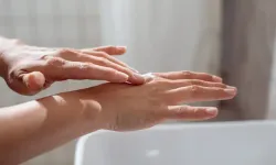 Soğuk havalar cildi kurutuyor: Uzmanlardan üç temel öneri