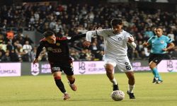Altay'da Salih Oktay profesyonel imzayı attı