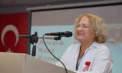 Ayvalık Kent Konseyi’nde yeni başkan Füsun Atay oldu