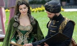 Beren Saat ve Ekin Koç 10 yıl sonra yeniden aynı projede buluşuyor
