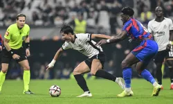 Beşiktaş, 10 kişi kaldığı maçta Crystal Palace ile berabere kaldı
