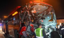 Ankara’da korkutan kaza! EGO otobüsü üst geçidin ayağına çarptı: 24 yaralı