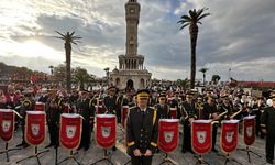 Cumhuriyetin 103’üncü yılında askeri bando göz doldurdu!