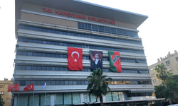 Karşıyaka Belediyesi’nden çöp sorunu açıklaması: 17 yeni kamyon hizmette