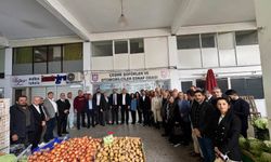 CHP İzmir İl Başkanı Gümrükçü Çeşme’de esnafın sorunlarını dinledi