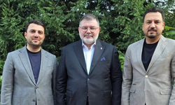 AK Parti İzmir’de medya başkanlığında görev değişimi: Safa Narlı görevi Emre Nasır’a devretti