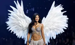 Victoria’s Secret defilesinde Kylie Jenner'dan 50 milyon dolarlık şov!