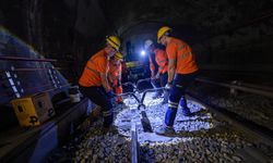İzmir Metrosu’nda gece mesaisi: 844 metre ray değiştirildi