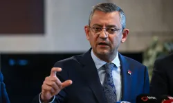 Özgür Özel’den AK Parti İzmir paylaşımına sert yanıt