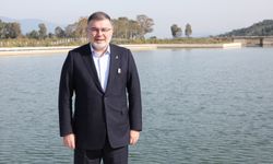 AK Partili Saygılı’dan Yeni Foça Yat Limanı üzerinden eser ve hizmet siyaseti vurgusu