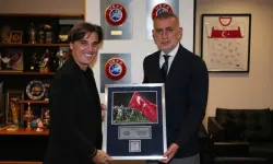 TFF Başkanı Hacıosmanoğlu’ndan Montella’ya anlamlı veda hediyesi
