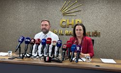 CHP İzmir Teşkilatı, kadına şiddeti masaya yatırdı!