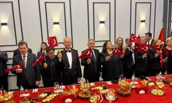 İzmir’de 29 Ekim resepsiyonu düzenlendi
