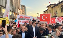 YENİ Parti'den Cemil Tugay protestosu