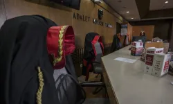 Yenidoğan Çetesi davasında ara karar: 2 doktor tahliye edildi