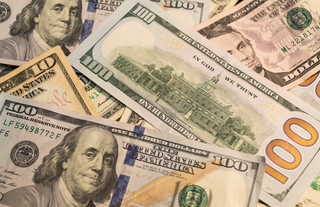 Döviz piyasasında hareketlilik: Dolar yükseldi, euro geriledi