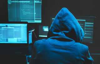 Interpol’den dev siber operasyon: Aşk dolandırıcılığı ve sahte kredi ağları çökertildi