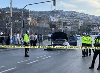 Konak'ta silahlı saldırı: 1 yaralı, 3 şüpheli tutuklandı