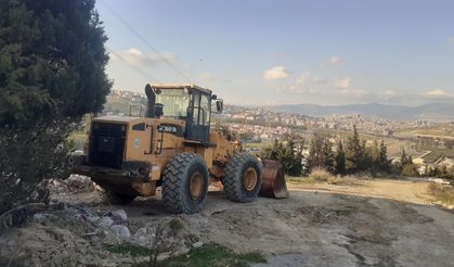 Gaziemir ormanlık alandaki "eski çöplük" geri dönüşüm tesisine tepki