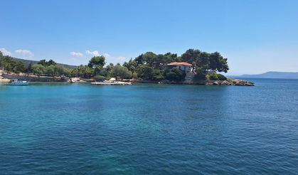 Sakin bir tatil arayanlara öneri: Karaburun Beyaz Kayalar Koyu!