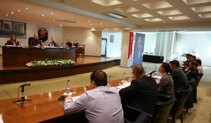 Başkan Şengel'den muhalefete tepki: Efes Selçuk'un menfaatine aykırı!