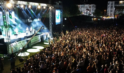 Bayındır'da Haluk Levent coşkusu